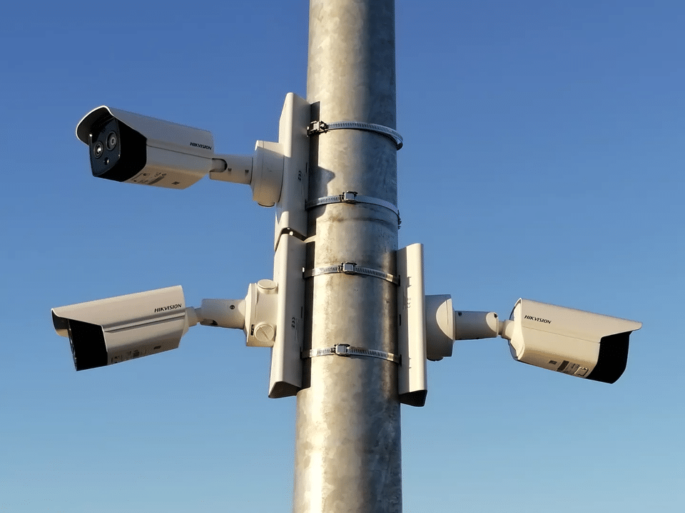 caméras de surveillance intelligente extérieur HIK vision