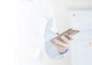 Smartphone fond blanc